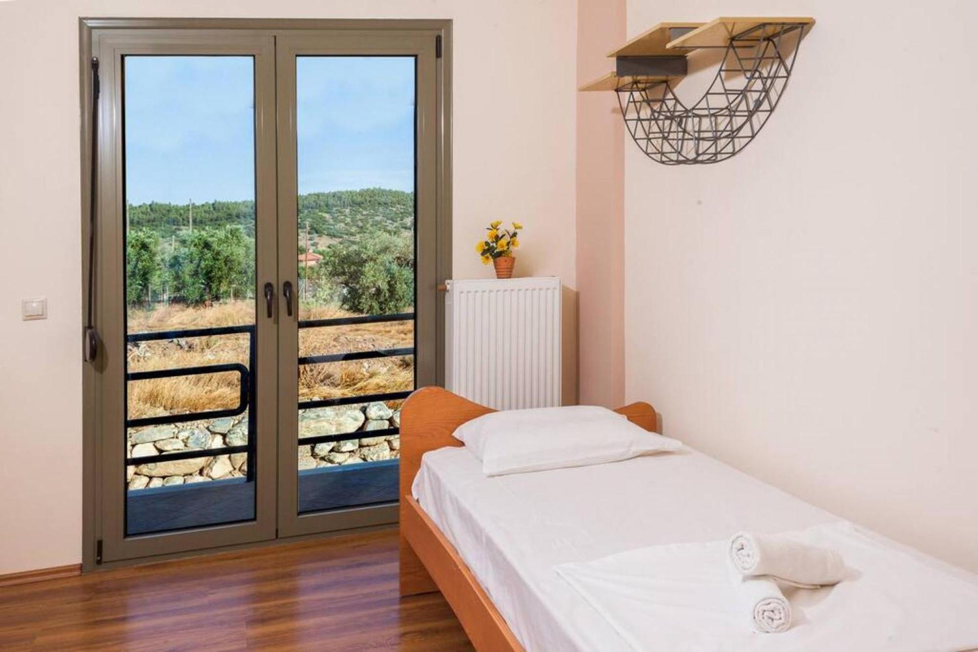 City View Apartment Volos Bagian luar foto